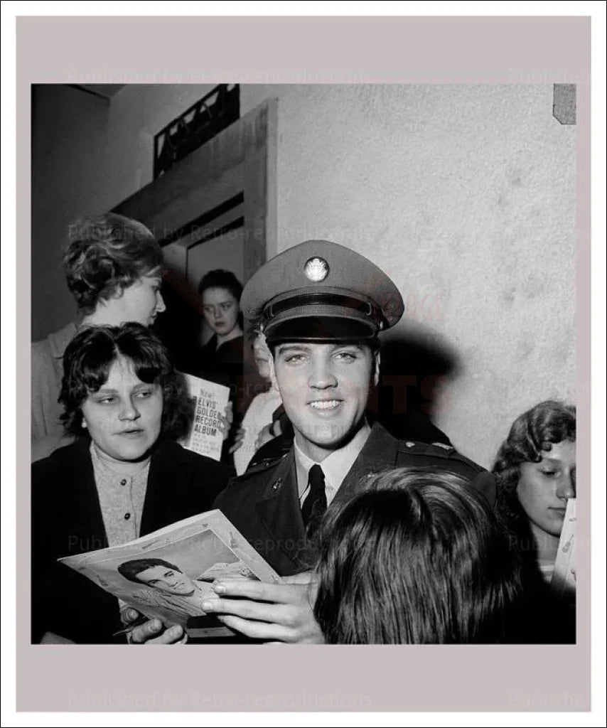 Elvis Presley in Germany - VINTAGEARTREPRINTS.COM