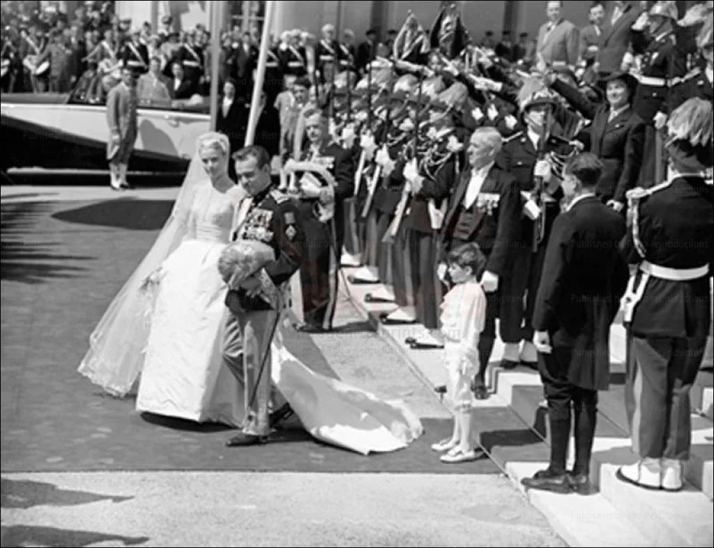 Grace Kelly's Wedding in Monaco - VINTAGEARTREPRINTS.COM