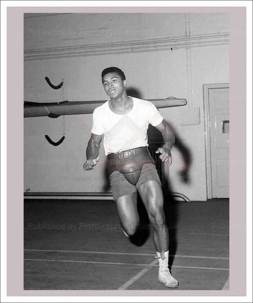 Muhammad Ali born Cassius Marcellus Clay - VINTAGEARTREPRINTS.COM