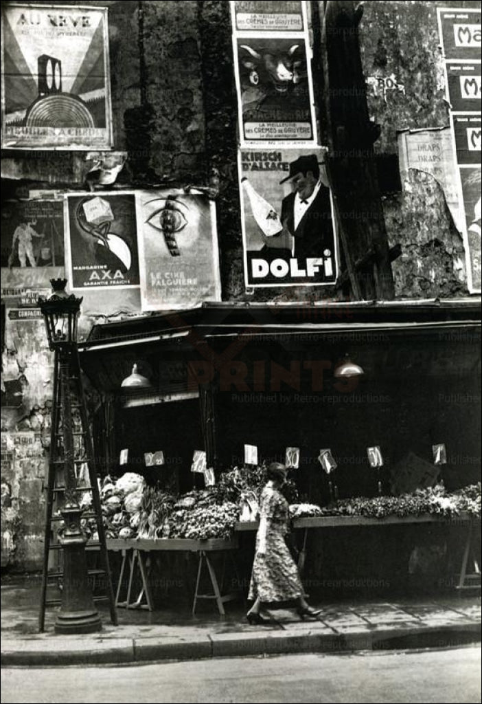 Brassai - Vintage Art, Vegetable market in Paris Street