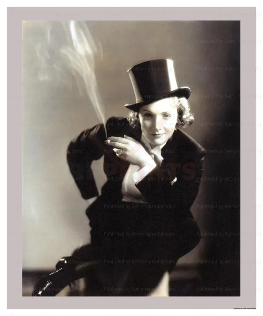 Marlene Dietrich - VINTAGEARTREPRINTS.COM