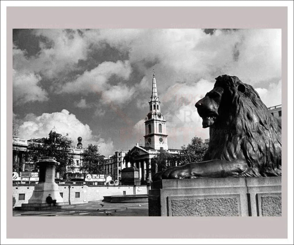 Trafalgar Square London - VINTAGEARTREPRINTS.COM