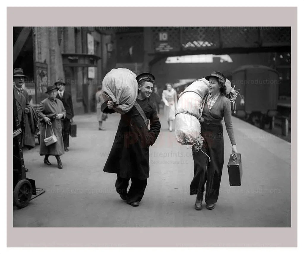 Transport 9 - At the Train Station - VINTAGEARTREPRINTS.COM