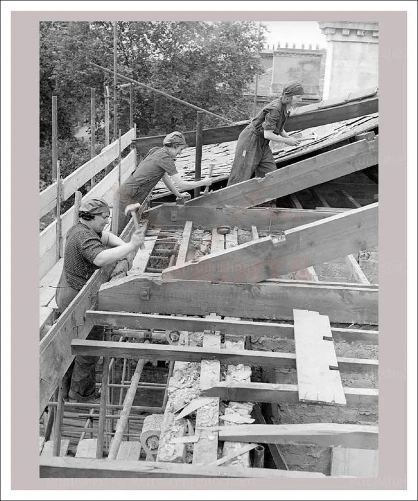 Women Contractors - Builders 3 - VINTAGEARTREPRINTS.COM