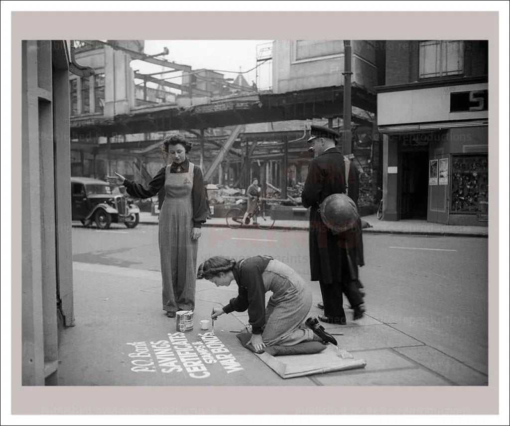 War Bonds - VINTAGEARTREPRINTS.COM