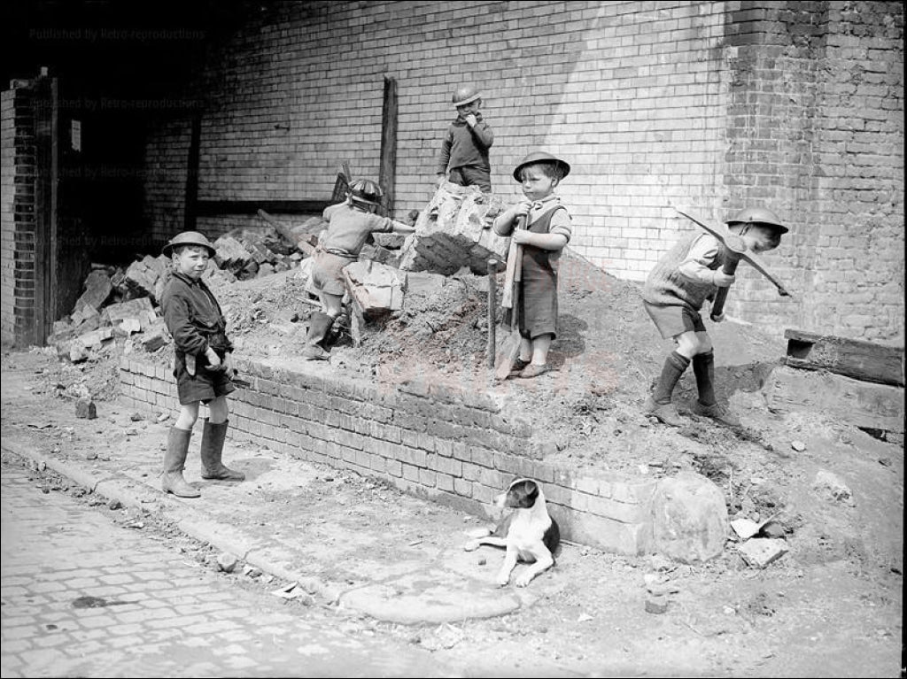 Children Playing - Vintage Art, canvas prints