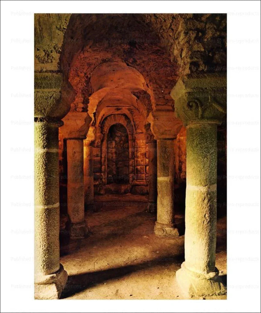 La Crypte du Chateau de Tiffauge, Giles de Rais - VINTAGEARTREPRINTS.COM