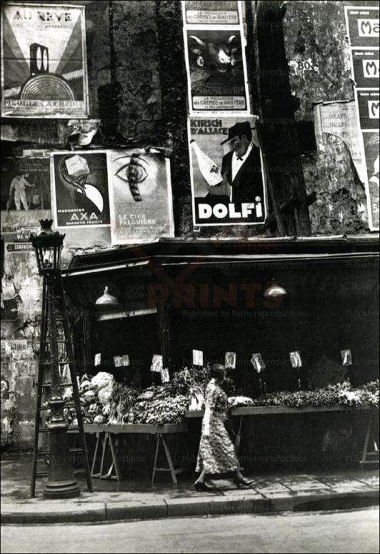 Brassai - Vintage Art, Vegetable market in Paris Street