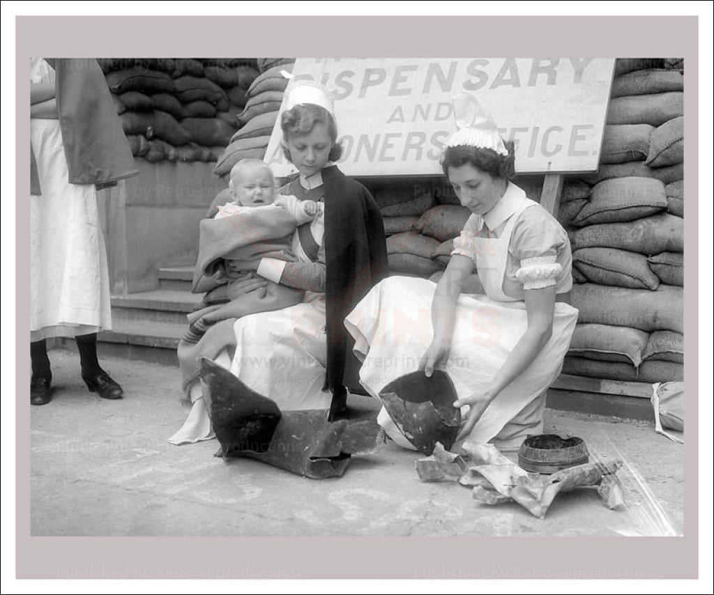 Women at War - Nurses 1, vintage art photo print reproduction, WWII - Vintage Art, canvas prints