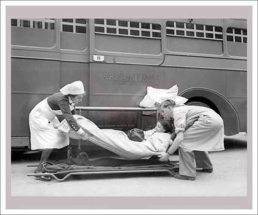 Women at War - Nurses 3, vintage art photo print reproduction, WWII - Art prints