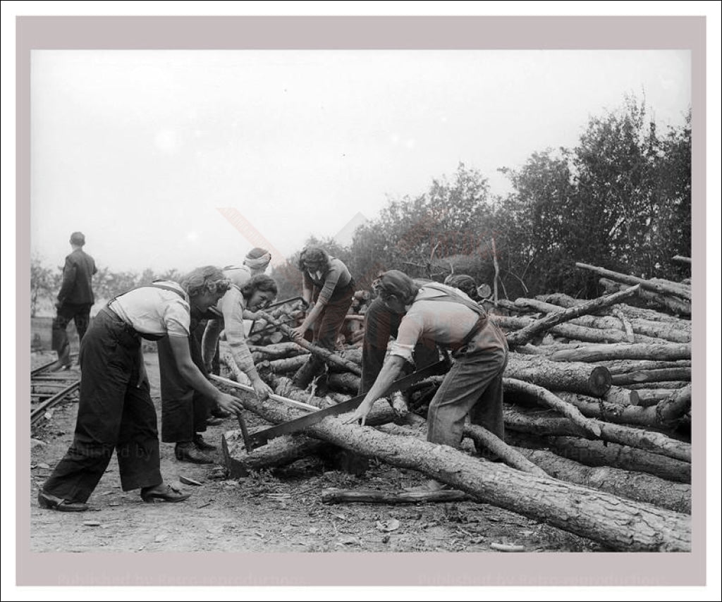 Women at War - On the Land 10, vintage art photo print reproduction, WWII - Vintage Art, canvas prints