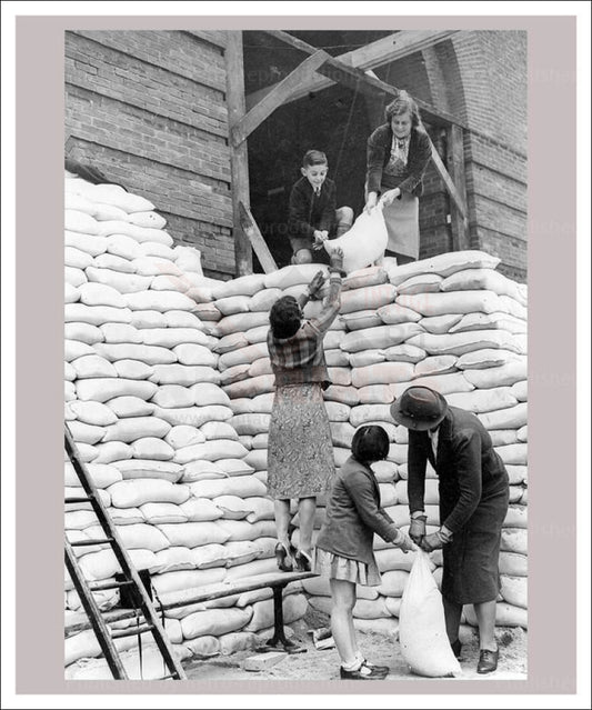 Women at War - Specials 4, vintage art photo print reproduction, WWII - Vintage Art, canvas prints