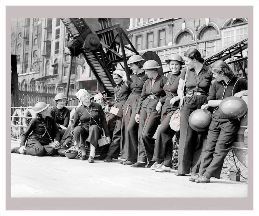 Women at War - Forces Services 3, vintage art photo print reproduction,WWII - Vintage Art, canvas prints