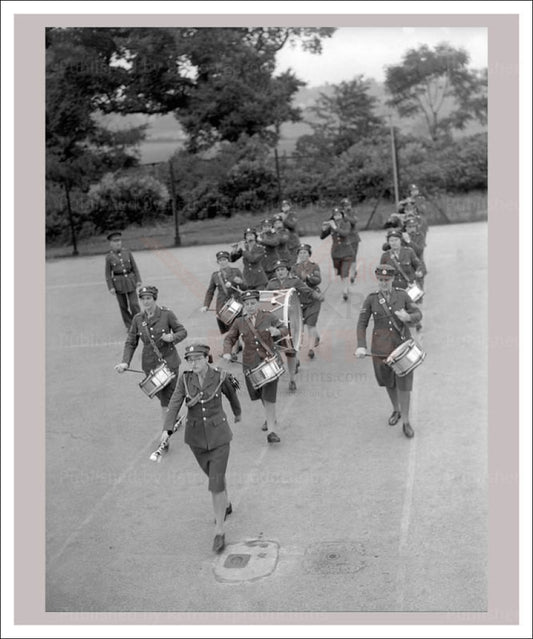 Women at War - Forces Services 9, vintage art photo print reproduction, WWII - Vintage Art, canvas prints