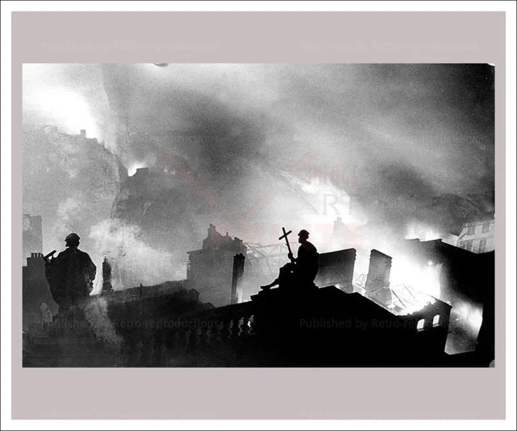 Saint-Pauls fire Cathedral London - VINTAGEARTREPRINTS.COM