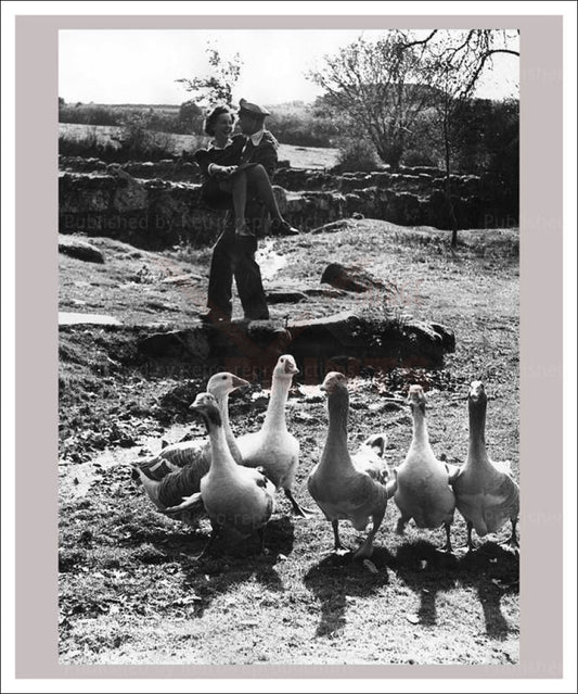 Vintage art prints, Women at War - Romance 11, WWII - Vintage Art, canvas prints